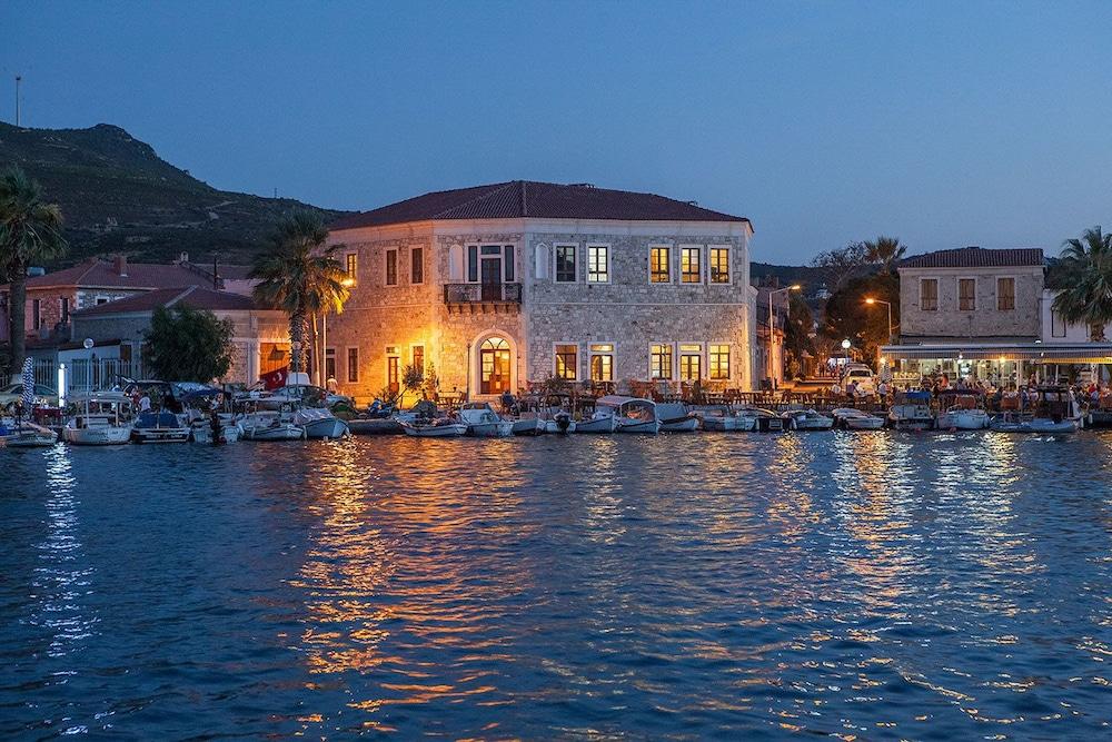 La Petra Hotel อิซมีร์ ภายนอก รูปภาพ