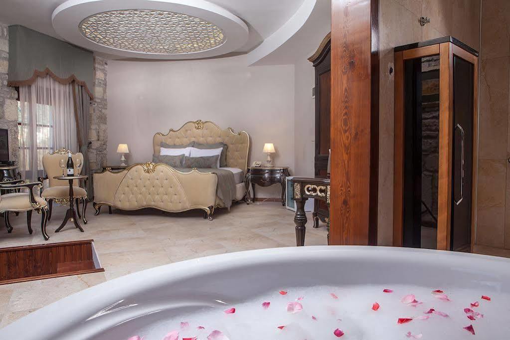 La Petra Hotel อิซมีร์ ภายนอก รูปภาพ