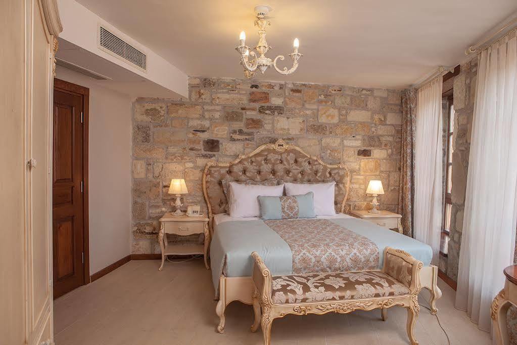 La Petra Hotel อิซมีร์ ภายนอก รูปภาพ